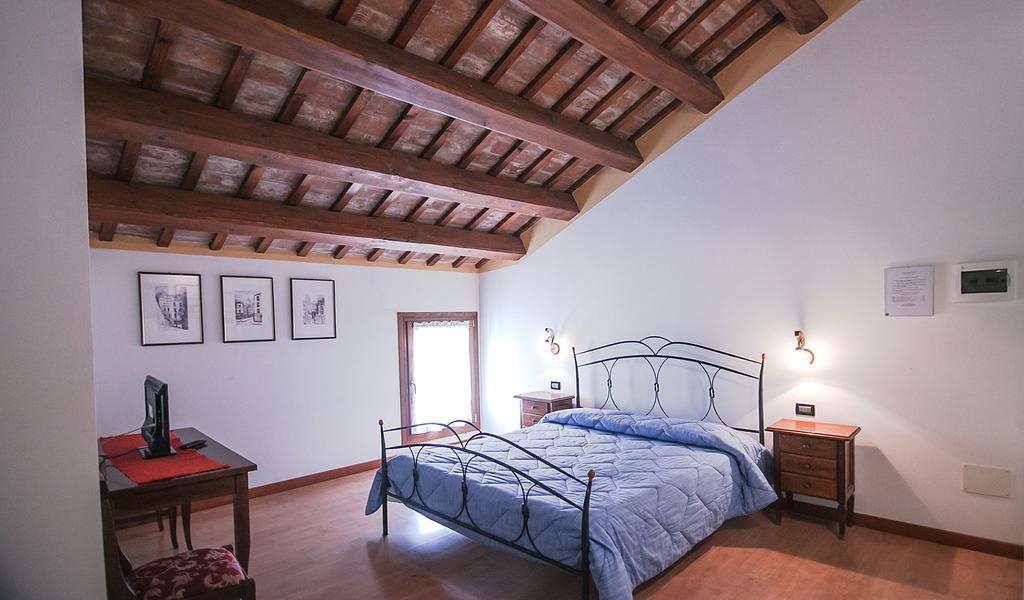 Вилла Agriturismo Principe Pio Crespino Экстерьер фото