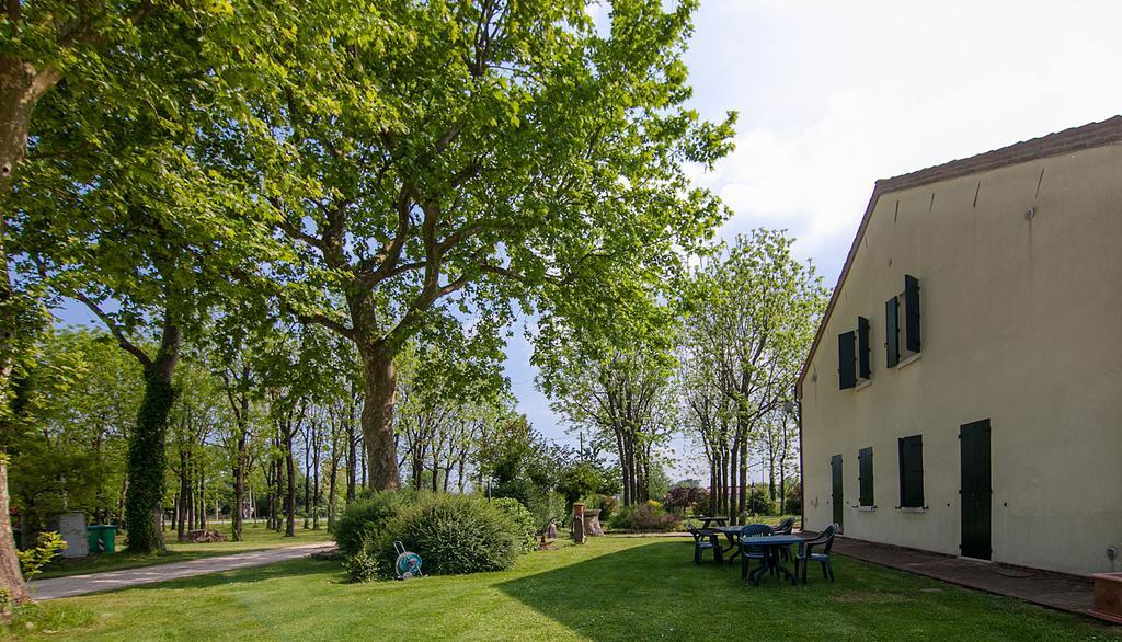 Вилла Agriturismo Principe Pio Crespino Экстерьер фото
