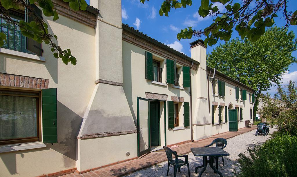 Вилла Agriturismo Principe Pio Crespino Экстерьер фото